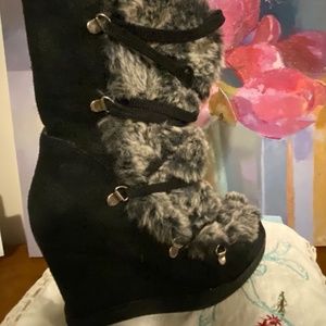 ALDO, Black suede & faux fur, mid-calf, lace up boots.